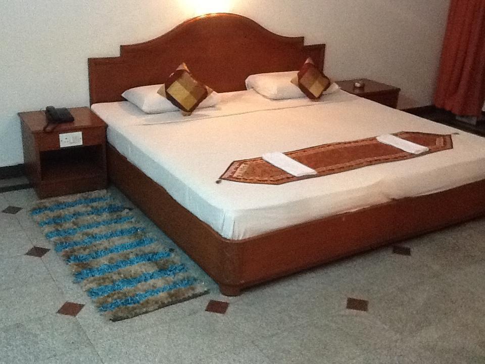 Hotel Kanishka Phg Bangalore Room photo
